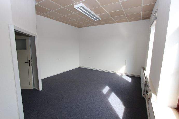 Gewerbeobjekt Weyhe Kirchweyhe - 5 Zimmer, 113 m&sup2;, 680&euro; | Angebot:26105623