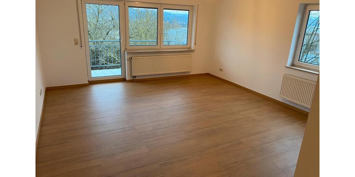 Etagenwohnung Mosbach - 3 Zimmer, 77 m&sup2;, 843&euro; | Angebot:24857829