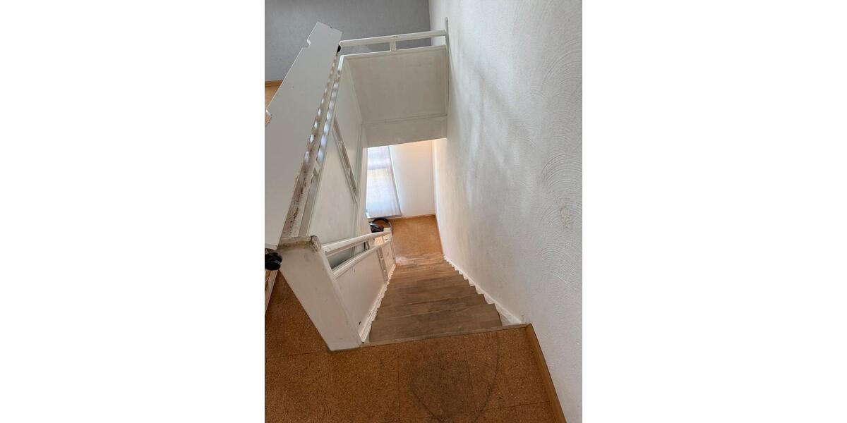 Dachgeschoßwohnung Kreuztal - 3 Zimmer, 72 m&sup2;, 550&euro; | Angebot:26692777