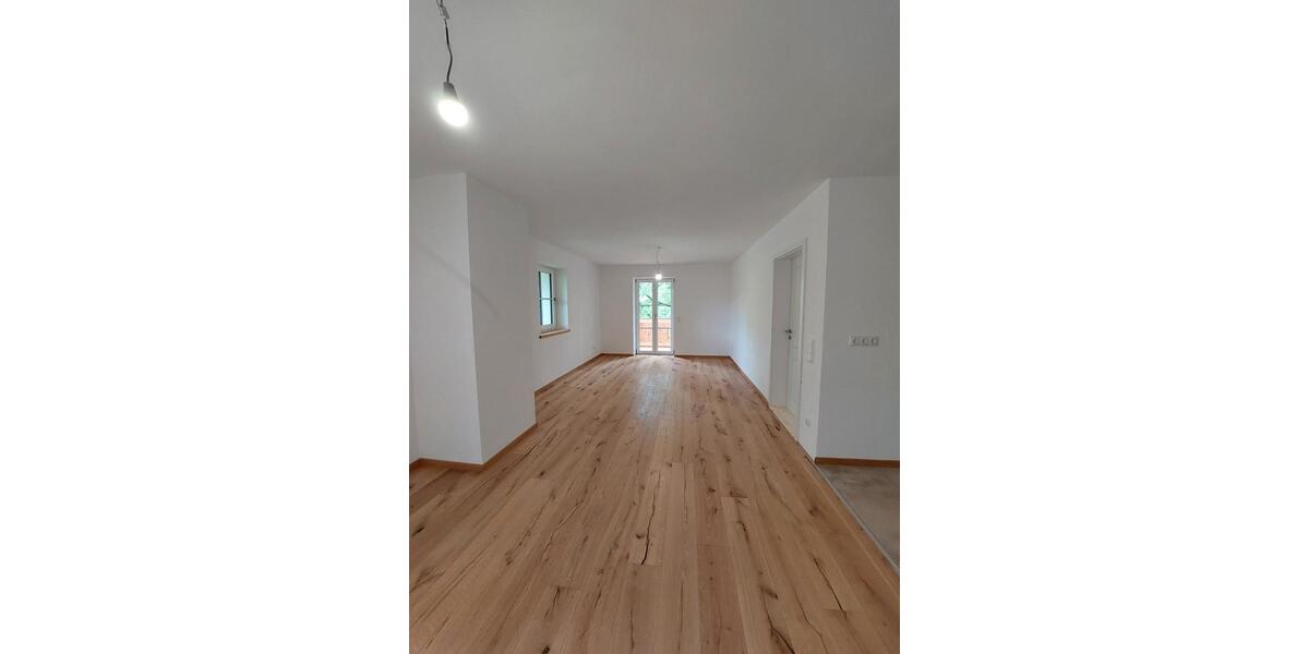 Etagenwohnung Lenggries - 4 Zimmer, 104 m&sup2;, 1.660&euro; | Angebot:26589149