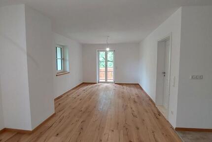 Wohnung Lenggries - 4 Zimmer, 104 m&sup2;, 1.660&euro; | Angebot:26589149
