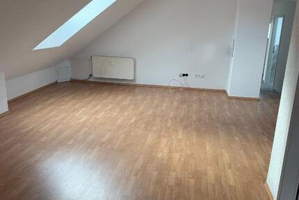 Wohnung Mengen - 4 Zimmer, 100 m&sup2;, 1.170&euro; | Angebot:26495338