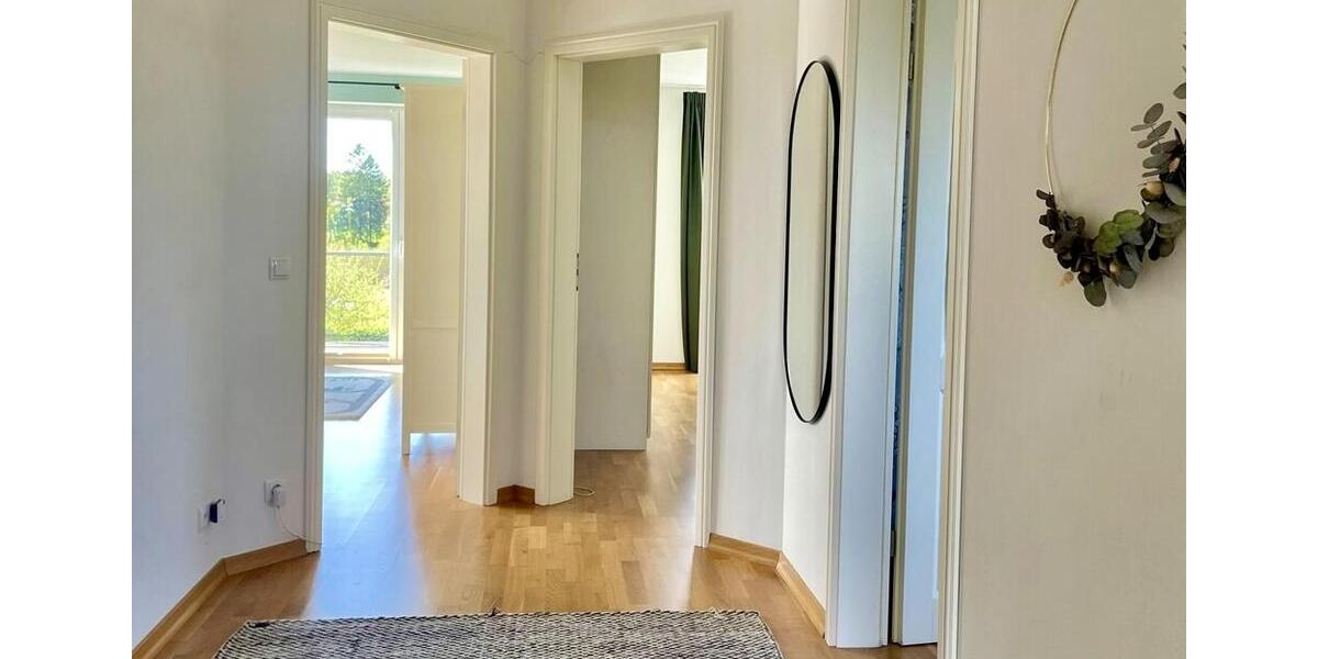 Einfamilienhaus Molfsee - 8 Zimmer, 250 m&sup2;, 3.300&euro; | Angebot:26490111