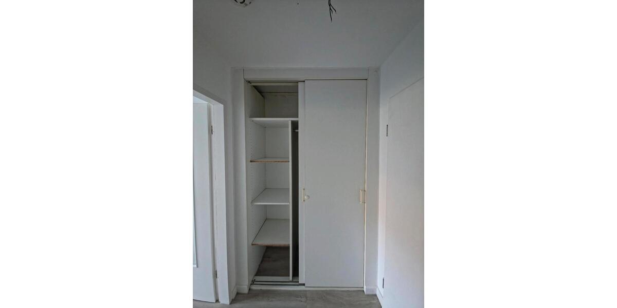 Etagenwohnung Lübeck Sankt Lorenz Nord - 1 Zimmer, 26 m&sup2;, 400&euro; | Angebot:26048640