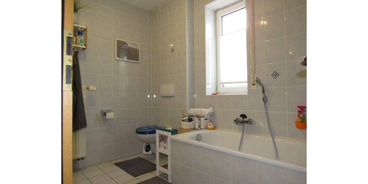 Etagenwohnung Schwebheim - 3 Zimmer, 77 m&sup2;, 650&euro; | Angebot:26065817