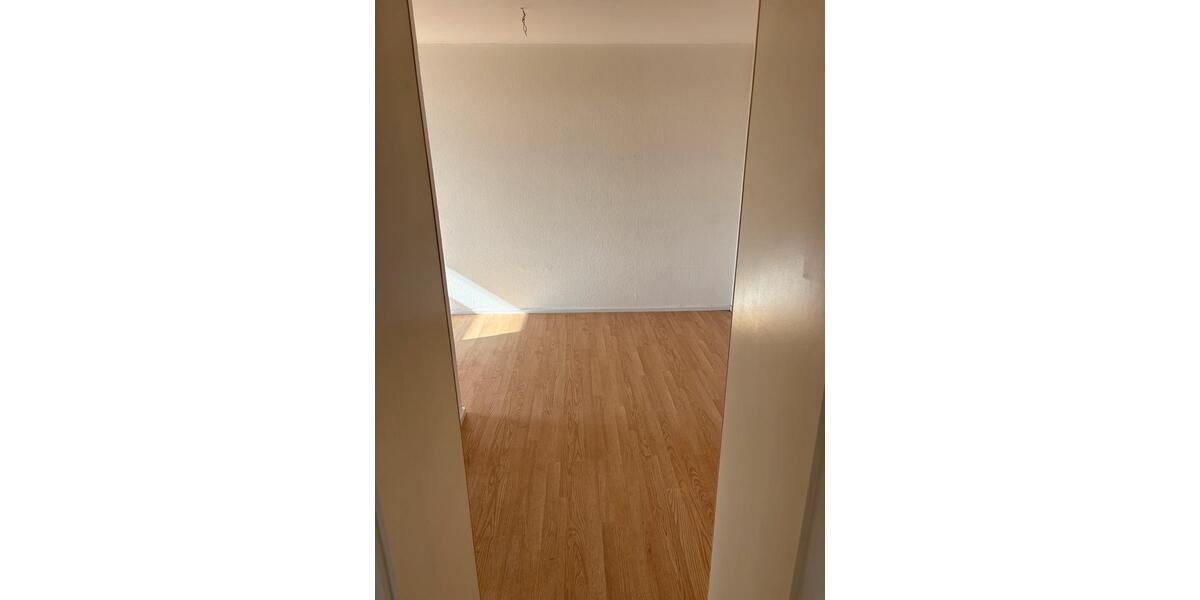 Etagenwohnung Teterow - 2 Zimmer, 43 m&sup2;, 425&euro; | Angebot:25539798