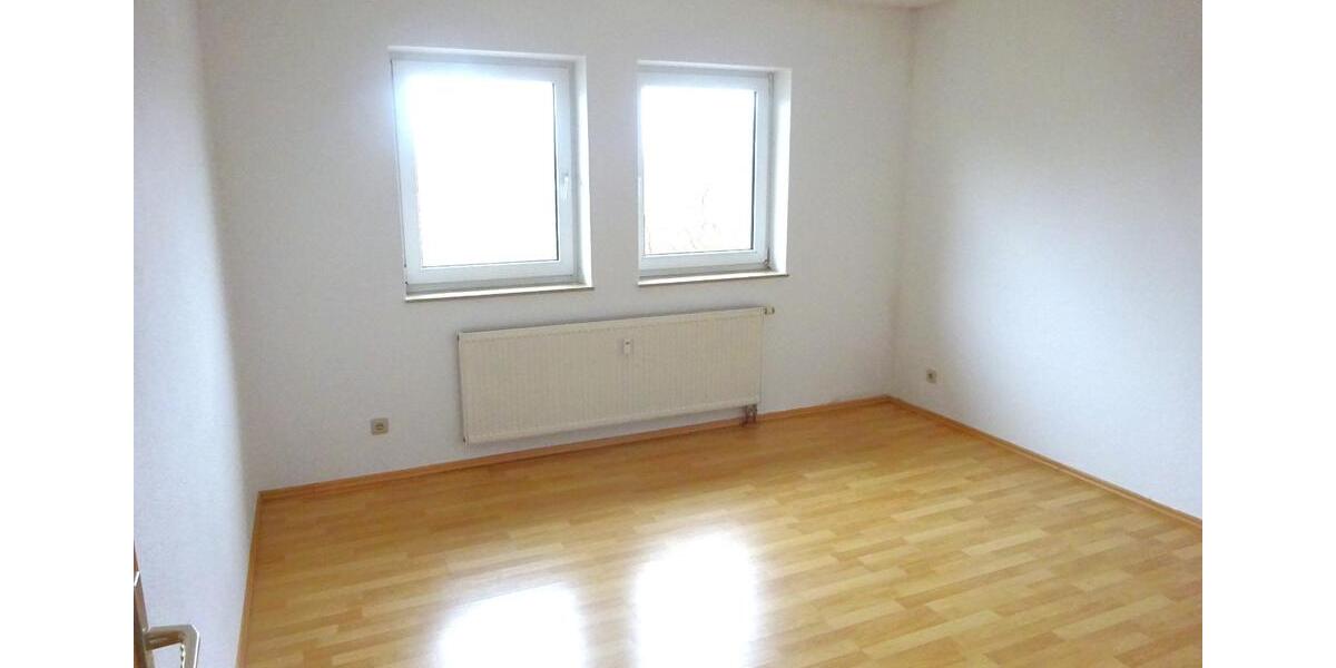 Etagenwohnung Neustadt bei Coburg - 78 Zimmer, 580 m&sup2;, 580&euro; | Angebot:26246920