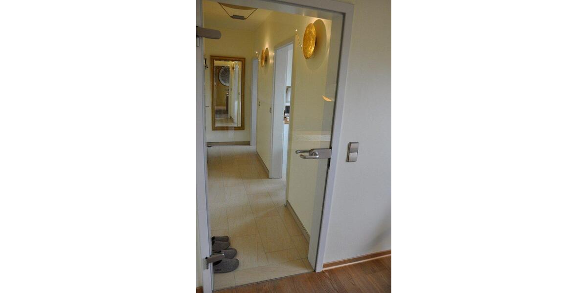 Dachgeschoßwohnung Essen Stadtbezirk II - 1 Zimmer, 42 m&sup2;, 630&euro; | Angebot:26634212
