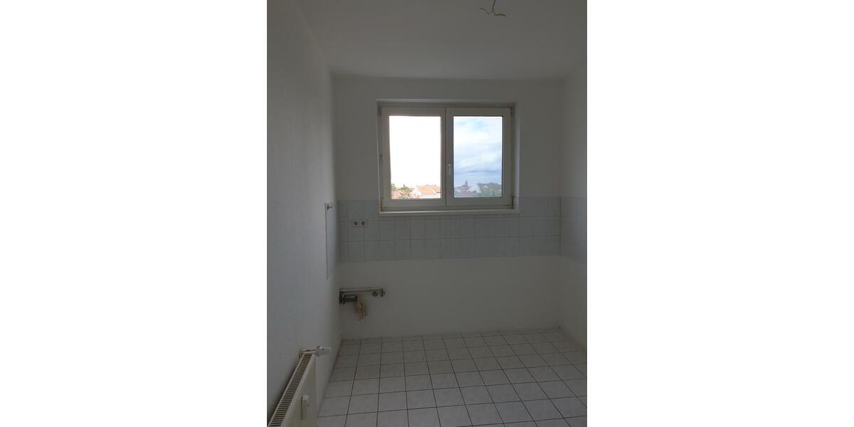 Dachgeschoßwohnung Brandenburg an der Havel - 2 Zimmer, 80 m&sup2;, 720&euro; | Angebot:25830047
