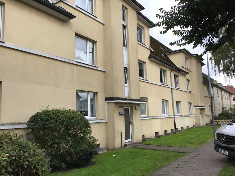Da kommt man gern Heim. Renovierte 2,5-Zimmer-Wohnung, sofort anmietbar!