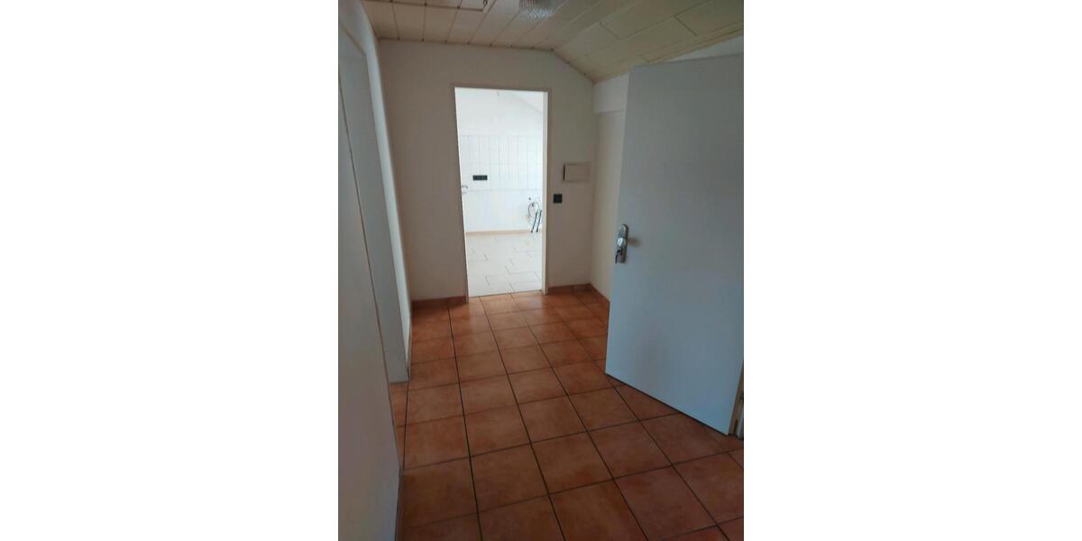 Dachgeschoßwohnung Bad Hönningen - 2 Zimmer, 60 m&sup2;, 800&euro; | Angebot:26032352