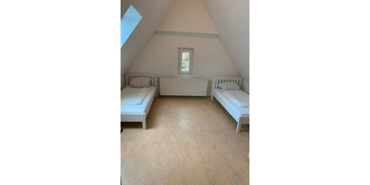 Wohnen auf Zeit Göttingen Roringen - 13 Zimmer, 500 m&sup2;, 15&euro; | Angebot:26477773