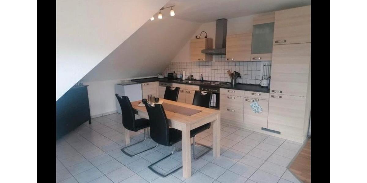 Dachgeschoßwohnung Lollar - 3 Zimmer, 1.150&euro; | Angebot:22897257