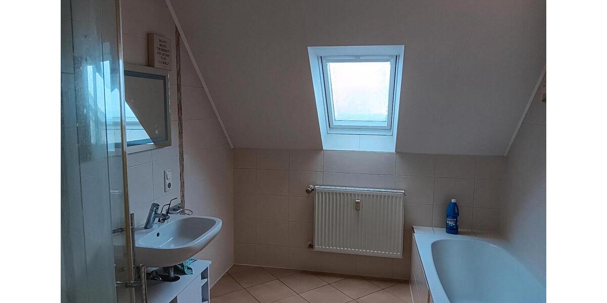 Etagenwohnung Arberg - 3 Zimmer, 102 m&sup2;, 950&euro; | Angebot:24465446