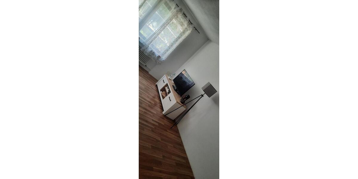 Erdgeschoßwohnung Ludwigshafen am Rhein Mundenheim - 1 Zimmer, 26 m&sup2;, 450&euro; | Angebot:26541169