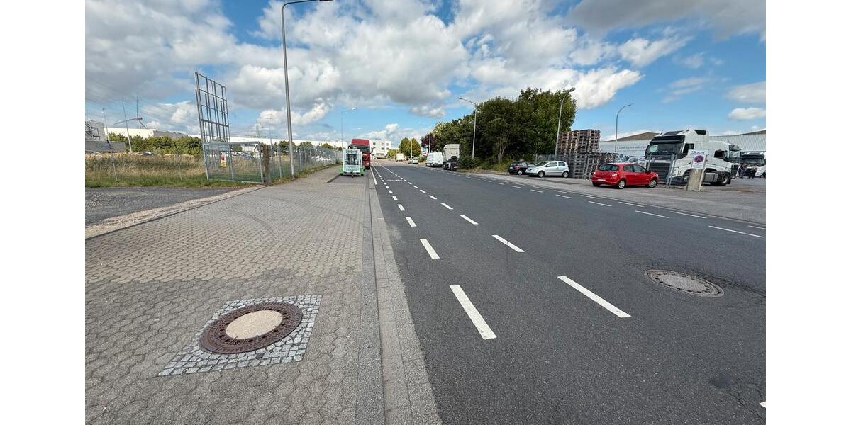 Top-Grundstück in Düren – 4.000 m² in idealer Lage! zimmer