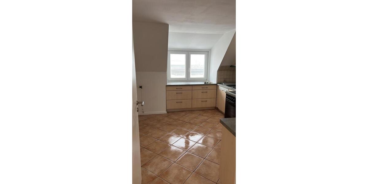 Etagenwohnung Joldelund - 5 Zimmer, 150 m&sup2;, 1.250&euro; | Angebot:24919027