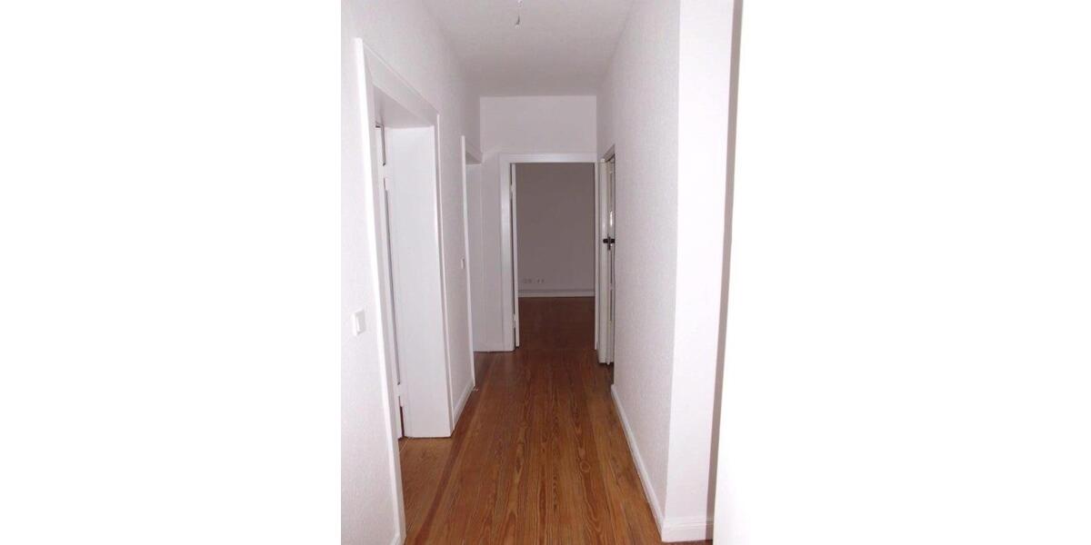 Etagenwohnung Schwerin Altstadt - 3 Zimmer, 71 m&sup2;, 780&euro; | Angebot:25304010