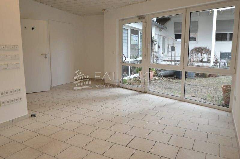 Gewerbeobjekt Budenheim - 6 Zimmer, 1.700&euro; | Angebot:25697563