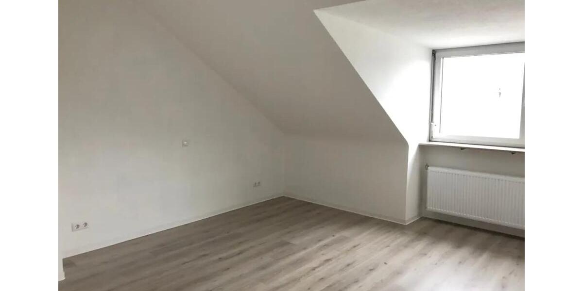 Dachgeschoßwohnung Koblenz - 3 Zimmer, 84 m&sup2;, 820&euro; | Angebot:24698909