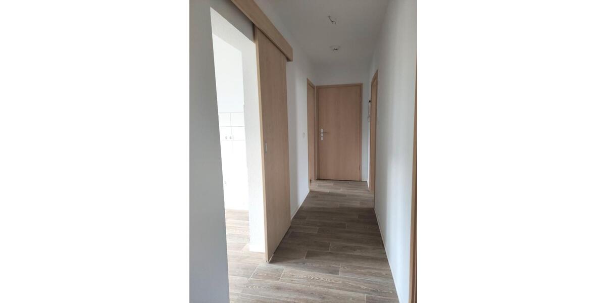 Dachgeschoßwohnung Meiningen - 3 Zimmer, 57 m&sup2;, 410&euro; | Angebot:26588690