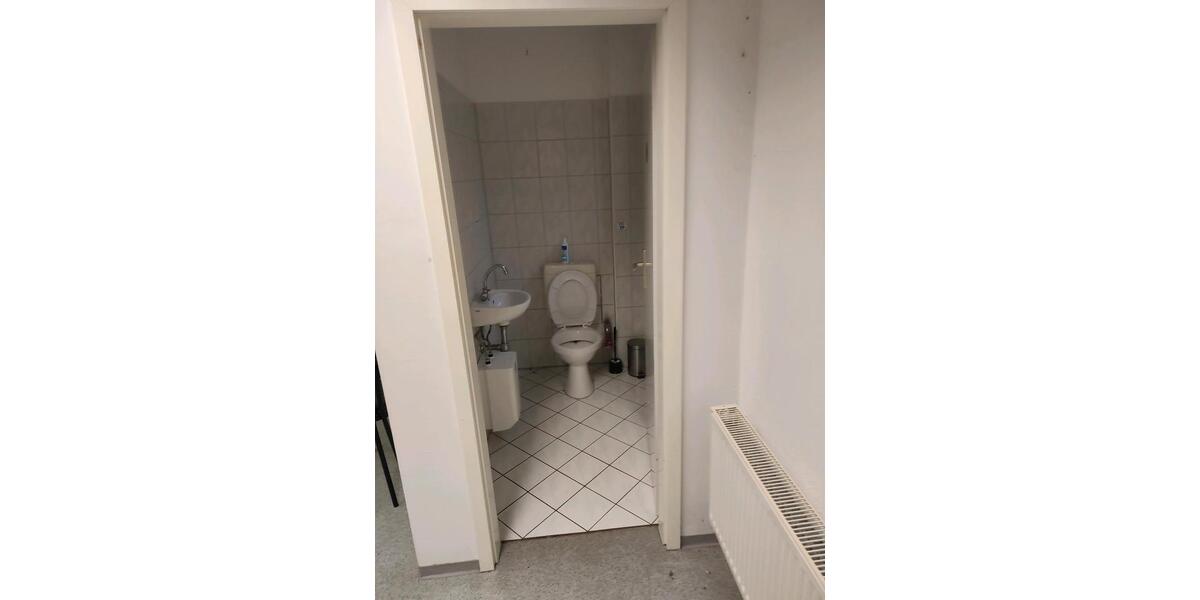 Gewerberäume (z.B. Laden, Büro, Praxis) flexibel umbaubar zimmer