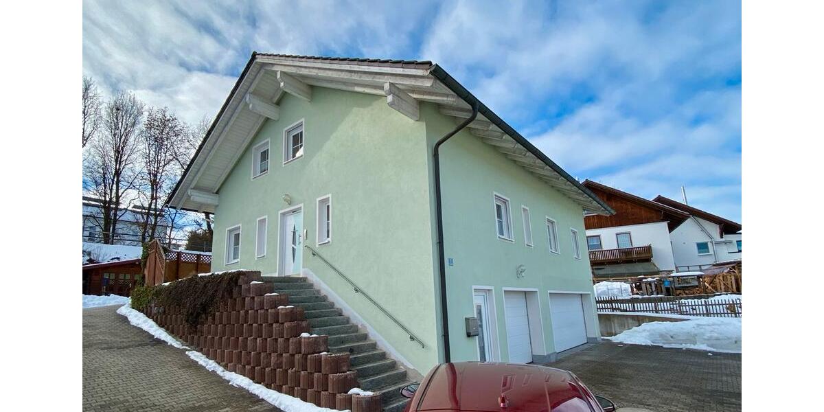 Dachgeschoßwohnung Eging am See - 2.5 Zimmer, 62 m&sup2;, 549&euro; | Angebot:24732326