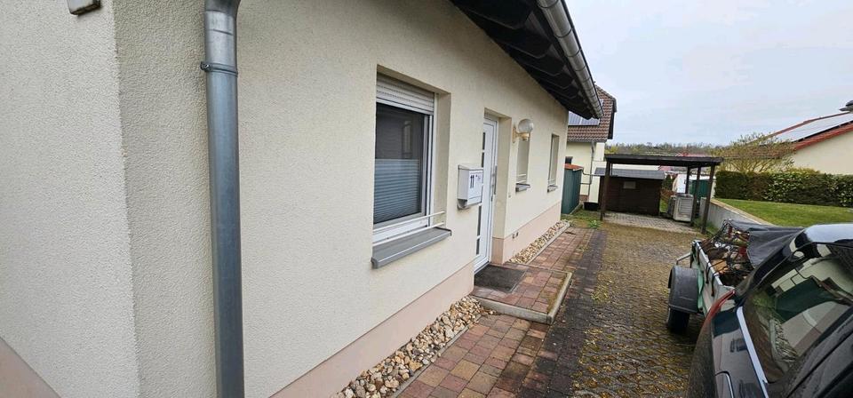 Bungalow Eisleben (Lutherstadt) - 3 Zimmer, 80 m&sup2;, 1.200&euro; | Angebot:26425829