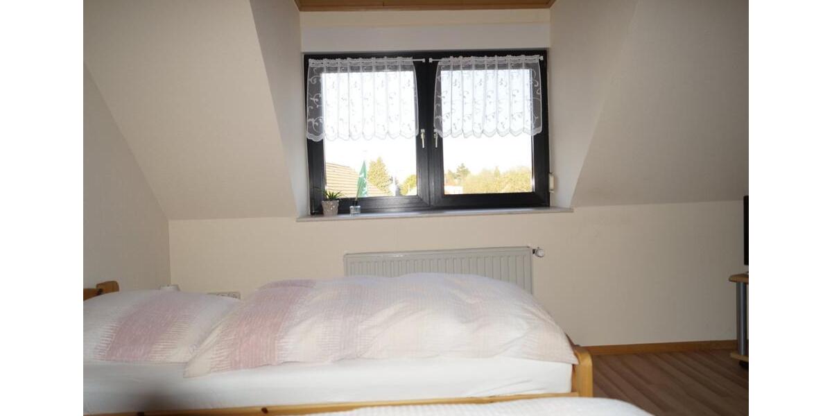 Wohnen auf Zeit Liebenau - 3.5 Zimmer, 100 m&sup2;, 35&euro; | Angebot:25804829