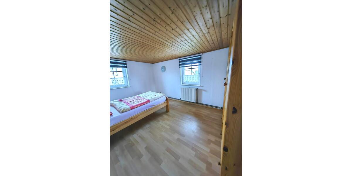 Wohnen auf Zeit Hemmingen - 12 Zimmer, 200 m&sup2;, 30&euro; | Angebot:25355057