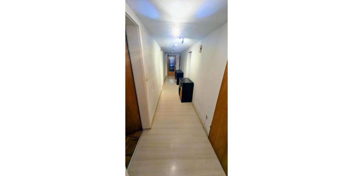 Dachgeschoßwohnung Regensburg Gallingkofen - 2.5 Zimmer, 70 m&sup2;, 880&euro; | Angebot:26583405