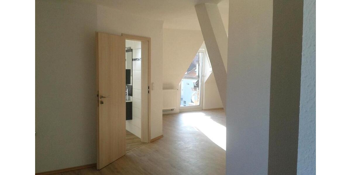Dachgeschoßwohnung Sangerhausen - 3 Zimmer, 100 m&sup2;, 730&euro; | Angebot:24611287