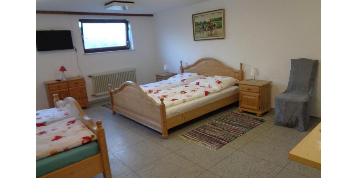 Wohnung ca. 100m2 Monteure Studenten WG von Priv. zu vermieten 3 zimmer