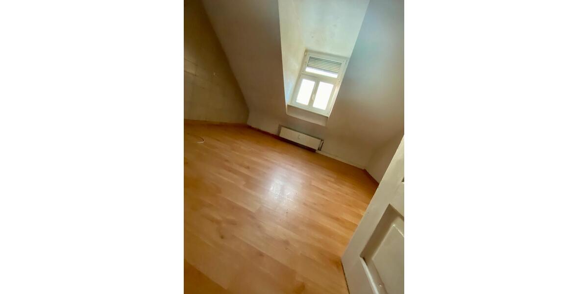 Etagenwohnung Völklingen - 4 Zimmer, 90 m&sup2;, 670&euro; | Angebot:26349882