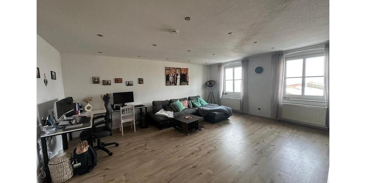 Etagenwohnung Untergriesbach - 4 Zimmer, 117 m&sup2;, 950&euro; | Angebot:25378301