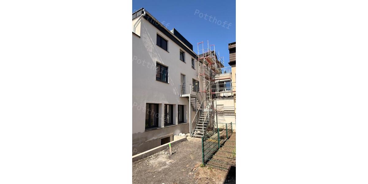 Etagenwohnung Menden (Sauerland) - 2 Zimmer, 87 m&sup2;, 870&euro; | Angebot:26057282