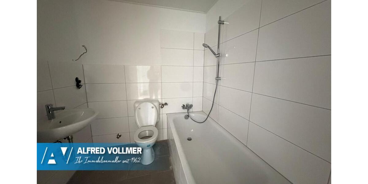Dachgeschoßwohnung Wuppertal Gemarkung Barmen - 3 Zimmer, 68 m&sup2;, 550&euro; | Angebot:26666108
