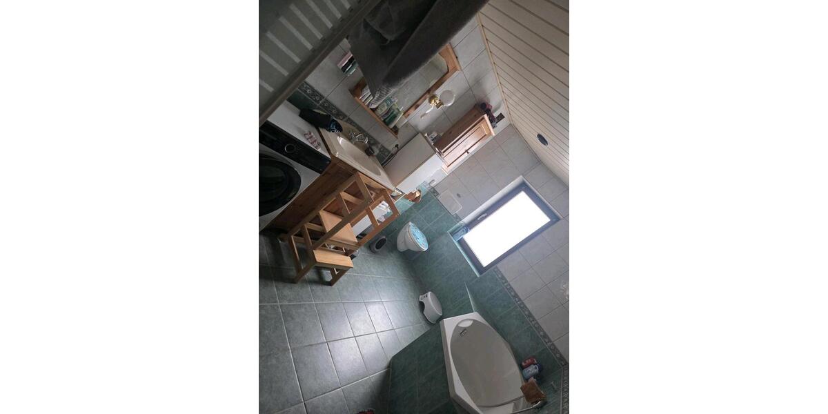 Etagenwohnung Hessisch Oldendorf - 4 Zimmer, 100 m&sup2;, 950&euro; | Angebot:24993933