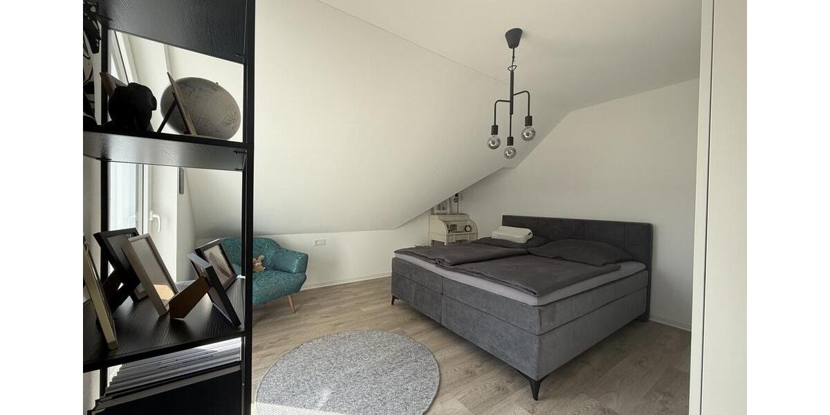Dachgeschoßwohnung Schöntal - 2 Zimmer, 61 m&sup2;, 760&euro; | Angebot:26421384