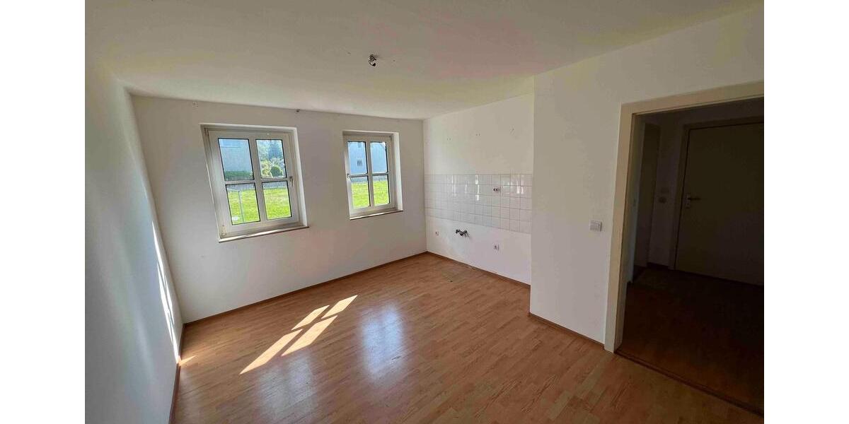 Erdgeschoßwohnung Wanfried - 2 Zimmer, 52 m&sup2;, 300&euro; | Angebot:25271963