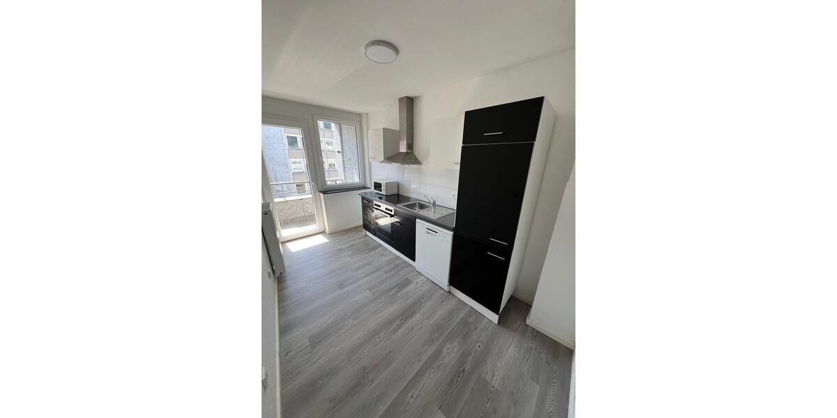 Etagenwohnung Köln Mülheim - 2 Zimmer, 60 m&sup2;, 990&euro; | Angebot:26698768
