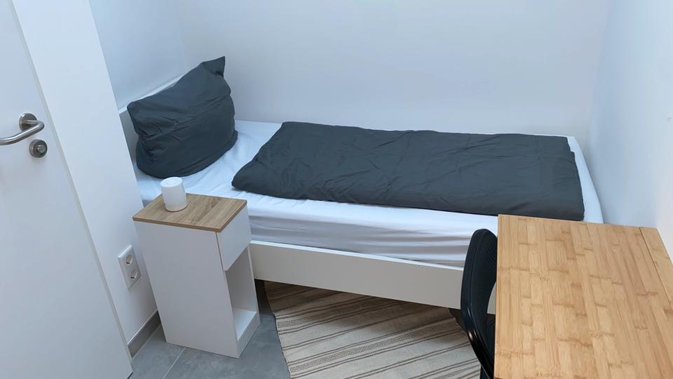 Wohnen auf Zeit Gauting - 1 Zimmer, 1 m&sup2;, 140&euro; | Angebot:26136346
