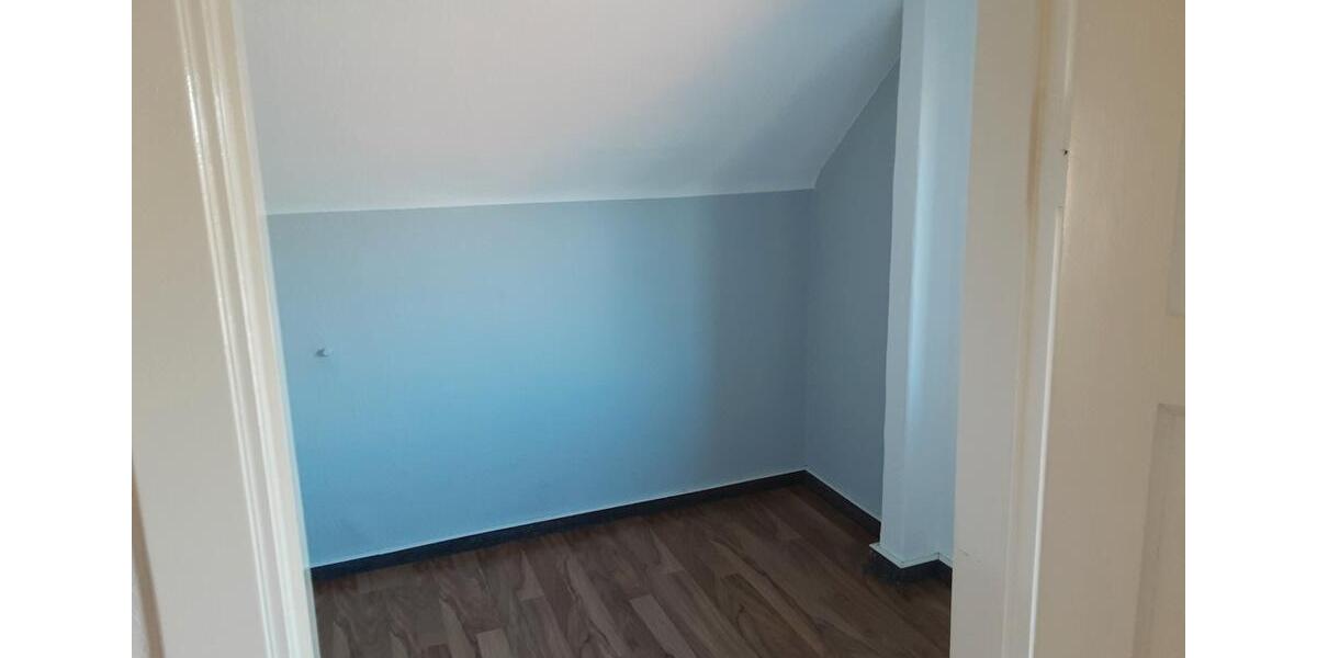 Etagenwohnung Schwarzenbek - 5.5 Zimmer, 160 m&sup2;, 1.400&euro; | Angebot:26237319