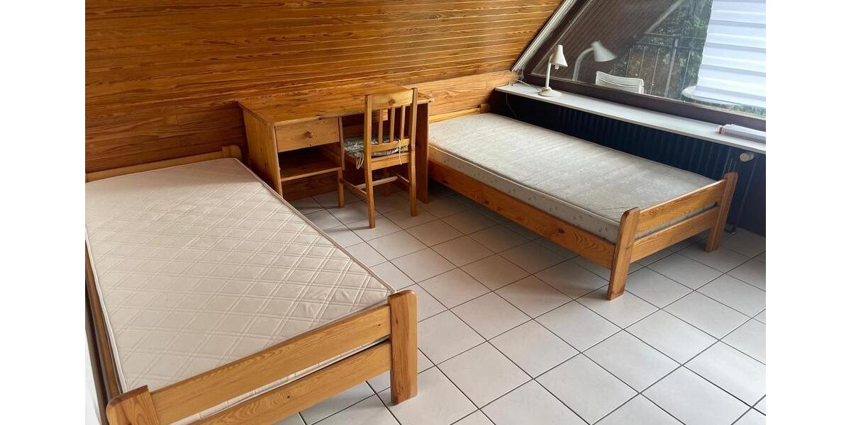 Schönes Zimmer in einem schönem Haus 4 zimmer