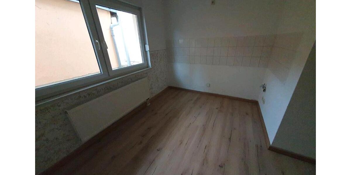 Erdgeschoßwohnung Naumburg (Saale) - 1 Zimmer, 39 m&sup2;, 280&euro; | Angebot:25947781