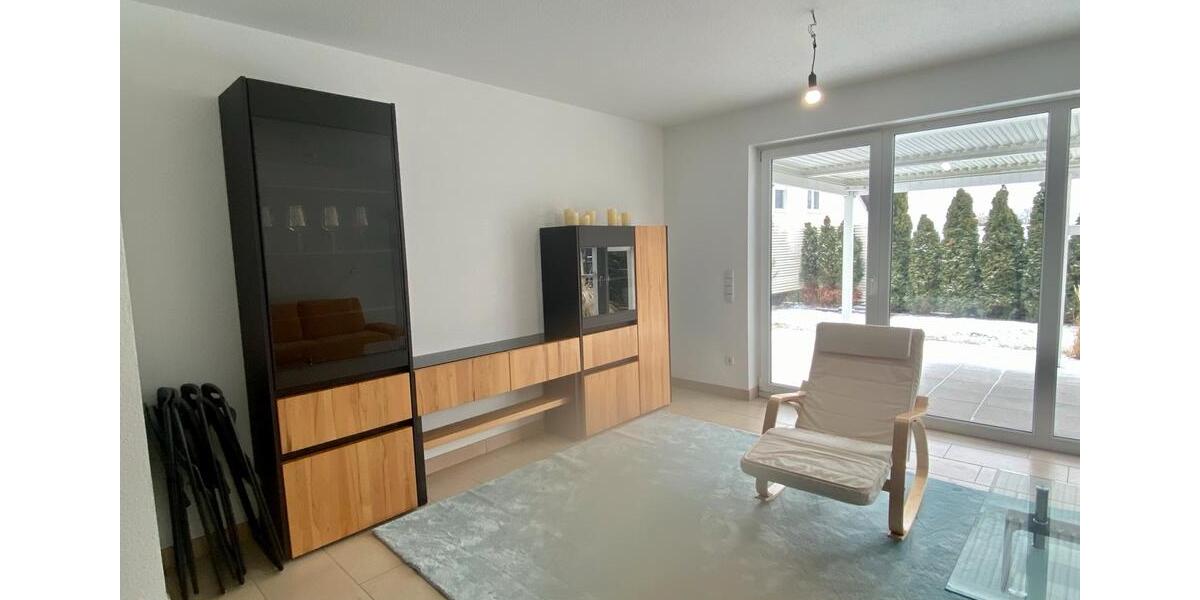Reihenhaus Erkner - 3 Zimmer, 125 m&sup2;, 1.490&euro; | Angebot:25057423