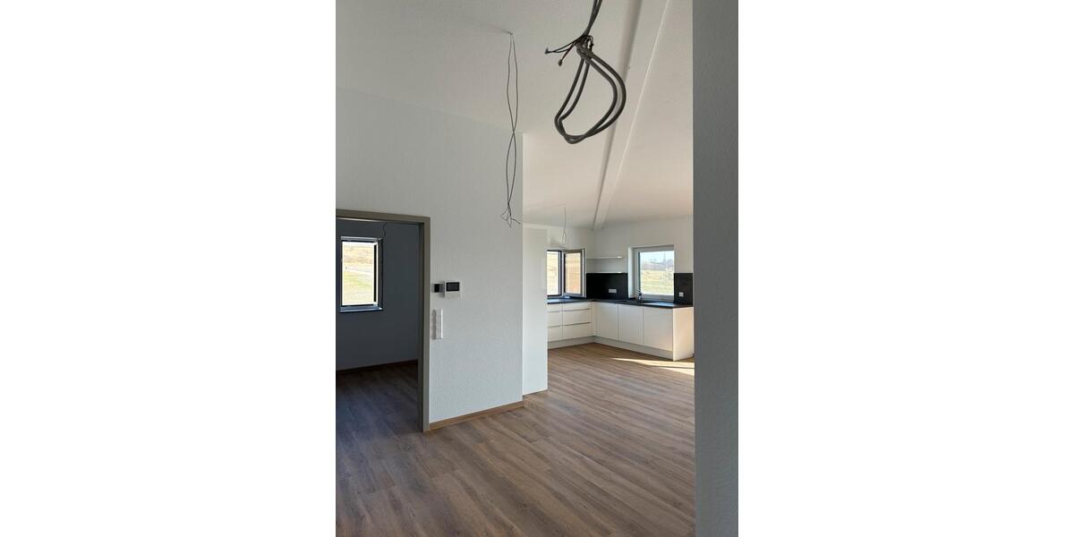 Etagenwohnung Sulz am Neckar - 4 Zimmer, 98 m&sup2;, 1.560&euro; | Angebot:24783882