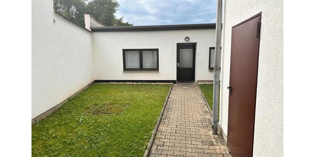 Etagenwohnung Kahla - 2.5 Zimmer, 68 m&sup2;, 650&euro; | Angebot:26575969