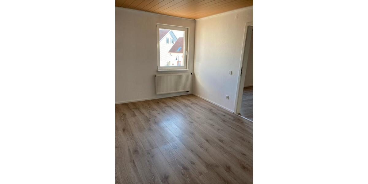 Etagenwohnung Gersheim - 3 Zimmer, 85 m&sup2;, 620&euro; | Angebot:26056734
