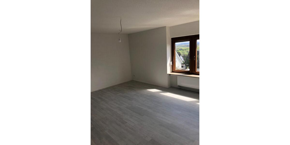Etagenwohnung Reichenbach an der Fils - 4 Zimmer, 1.250&euro; | Angebot:23597288